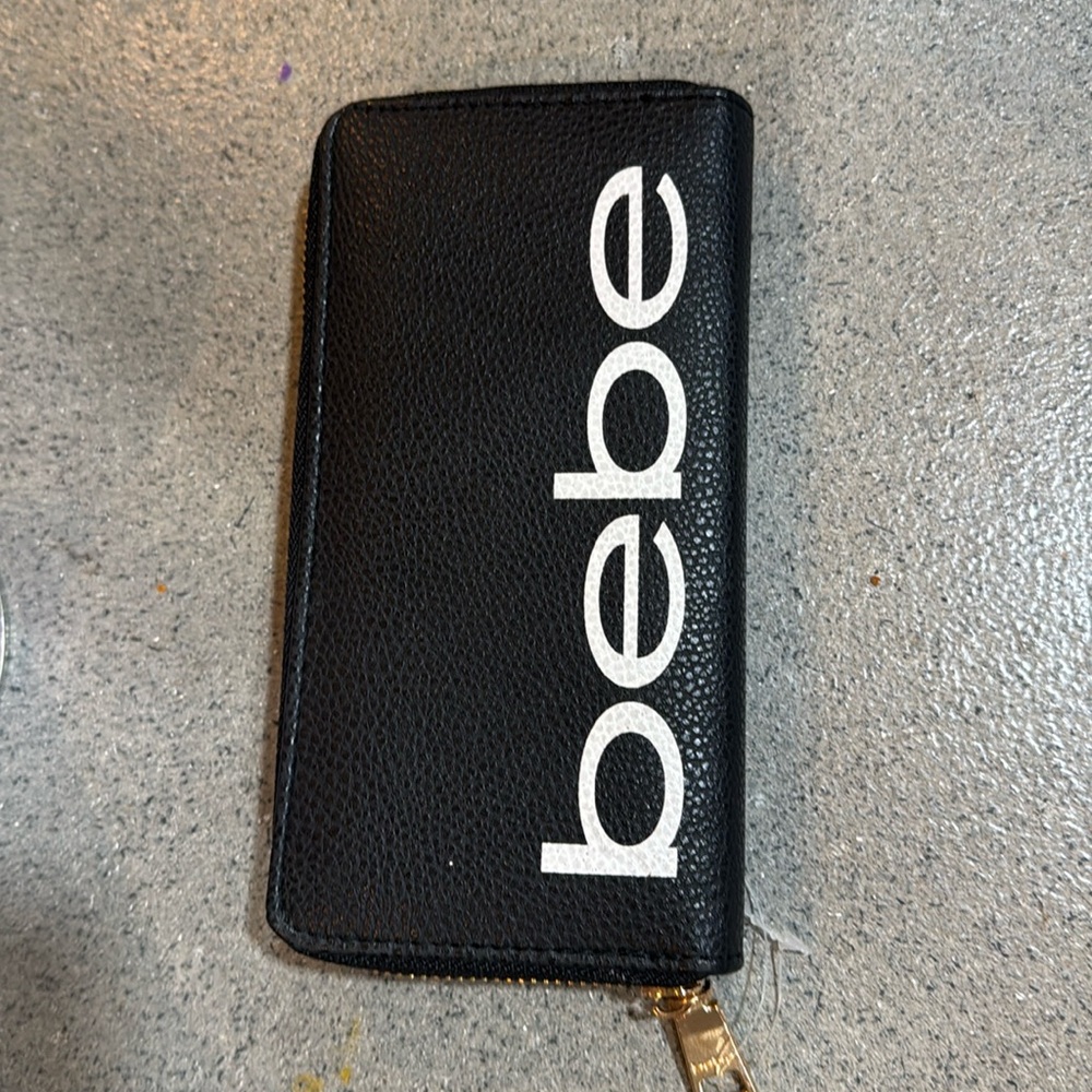 Bebe clutch never used
